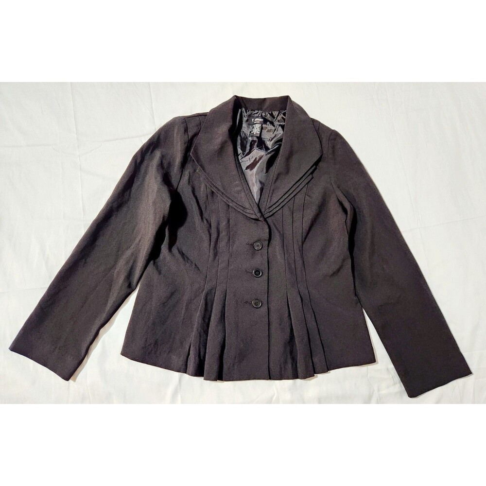 T. Milano Women’s Black Pleated Blazer/Jacket with 4 Buttons Closure - Sz 10